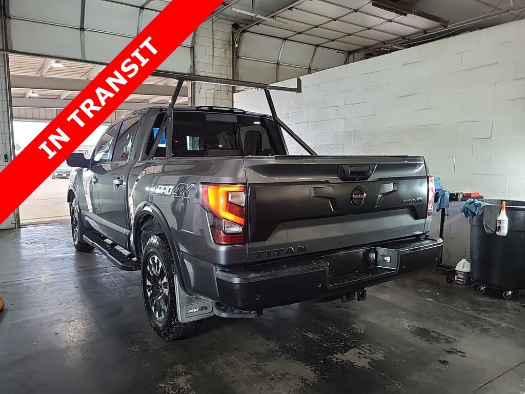 2021 Nissan Titan Image 7