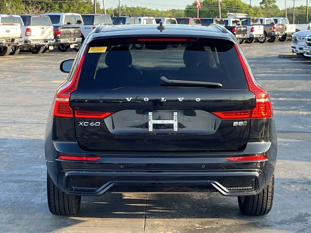 2023 Volvo XC60 Image 10