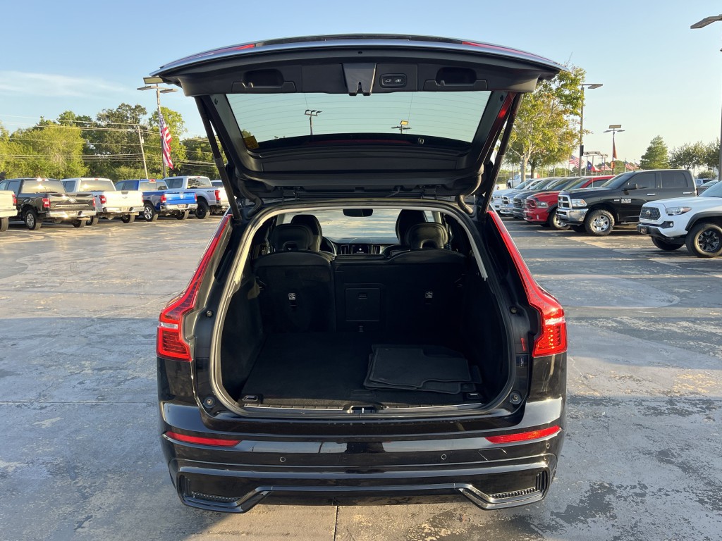2023 Volvo XC60 Image 14