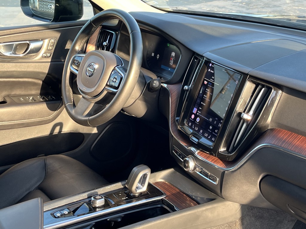 2023 Volvo XC60 Image 19