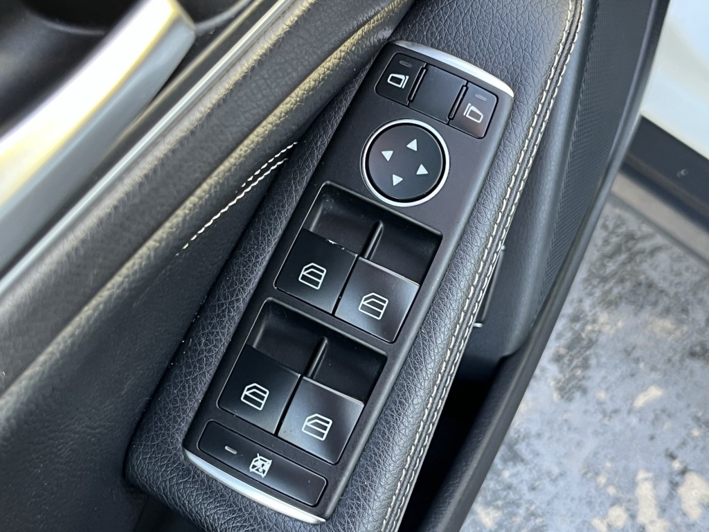 2019 Mercedes-Benz GLA-Class Image 27
