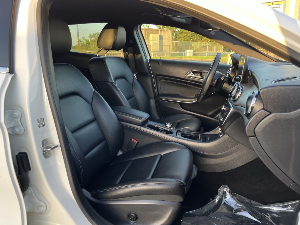 2019 Mercedes-Benz GLA-Class Image 30