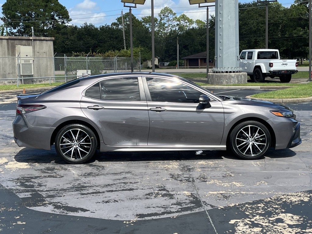 2024 Toyota Camry Image 12