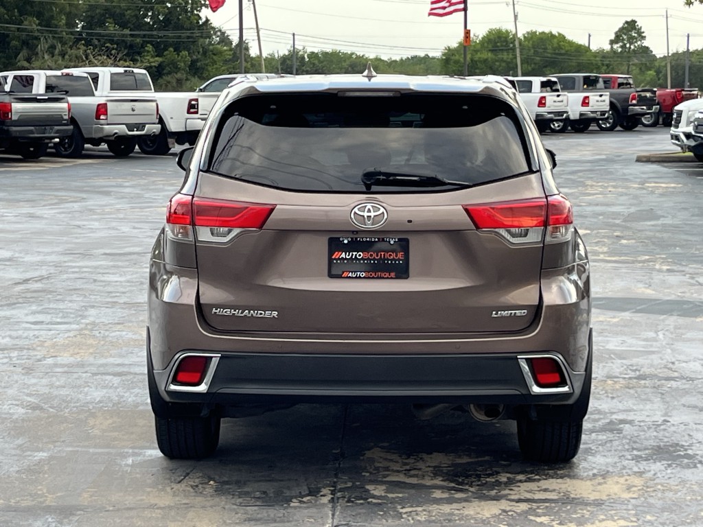 2019 Toyota Highlander Image 9