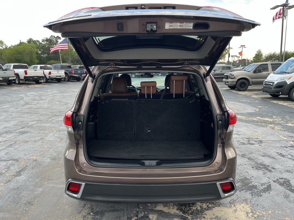 2019 Toyota Highlander Image 13