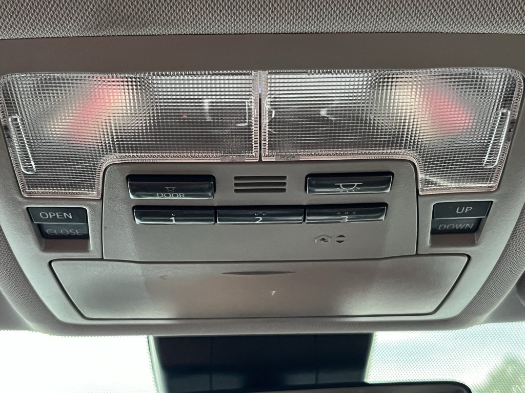 2019 Toyota Highlander Image 25
