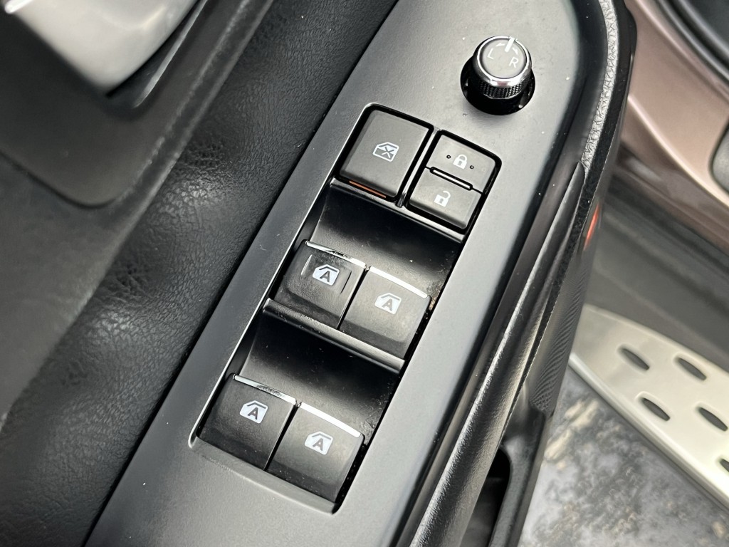 2019 Toyota Highlander Image 27