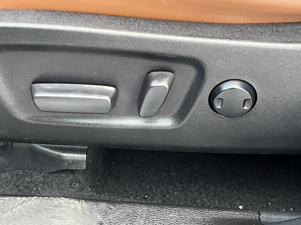 2019 Toyota Highlander Image 28
