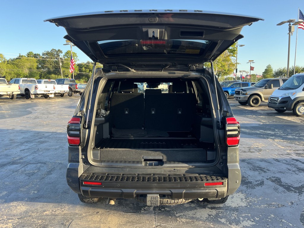 2025 Toyota 4Runner Image 14