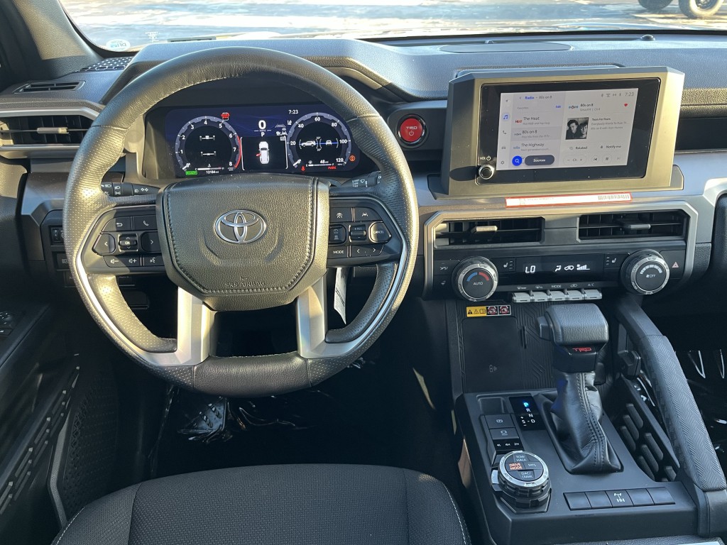 2025 Toyota 4Runner Image 18