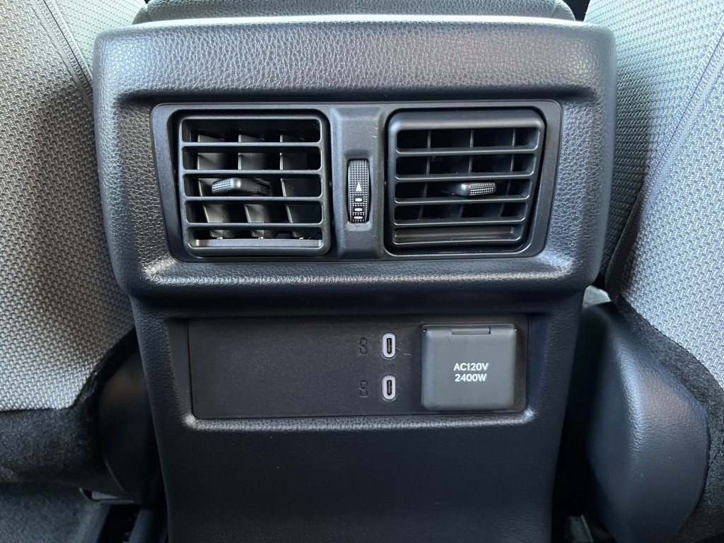2025 Toyota 4Runner Image 27