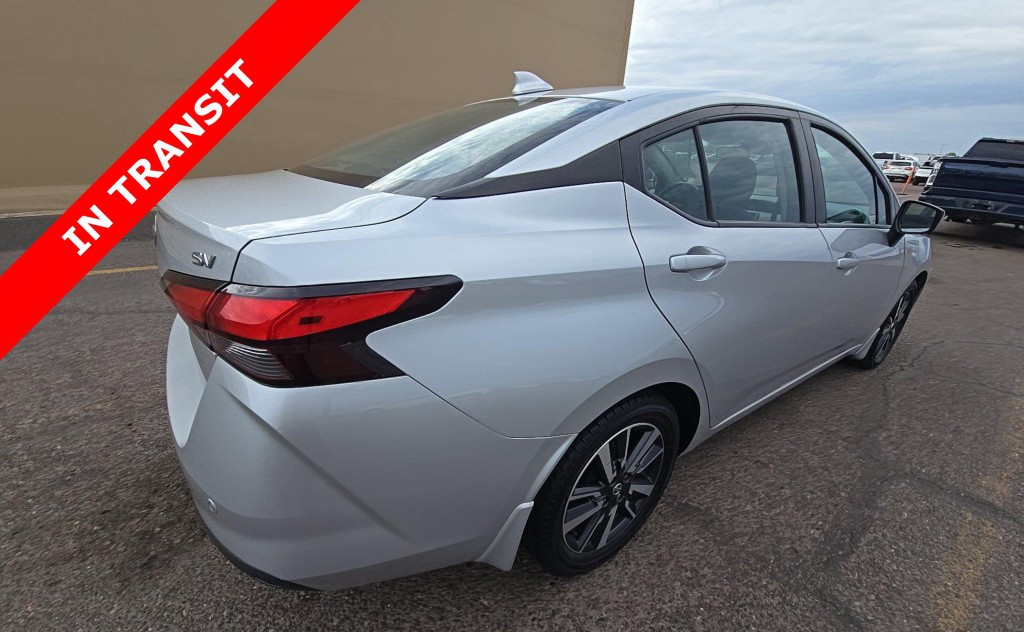 2021 Nissan Versa Image 6
