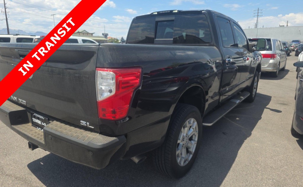 2016 Nissan Titan Image 6