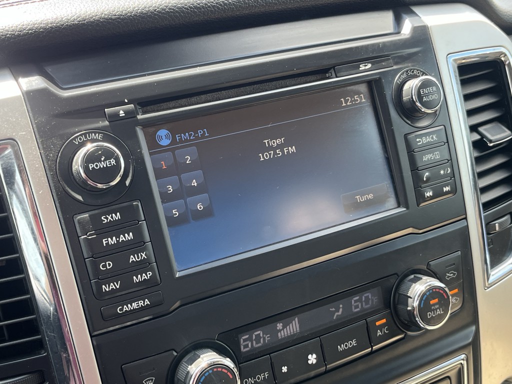 2016 Nissan Titan Image 8