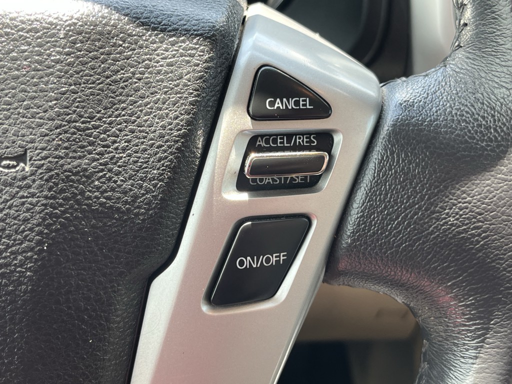 2016 Nissan Titan Image 19