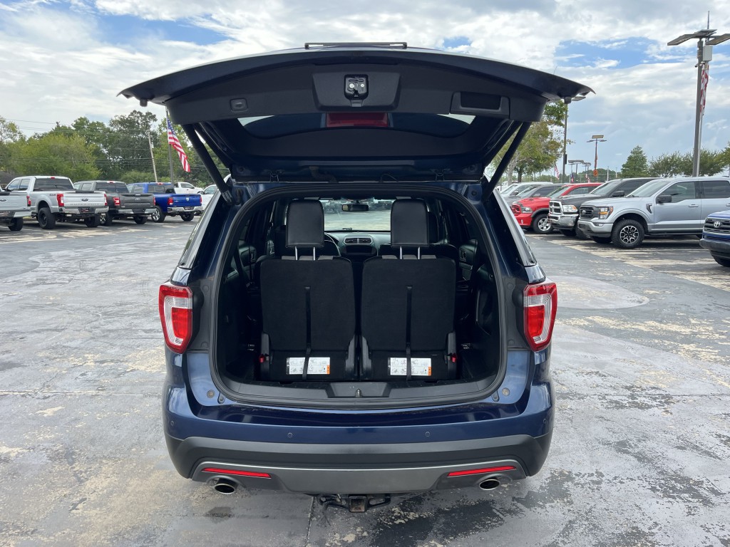 2017 Ford Explorer Image 14