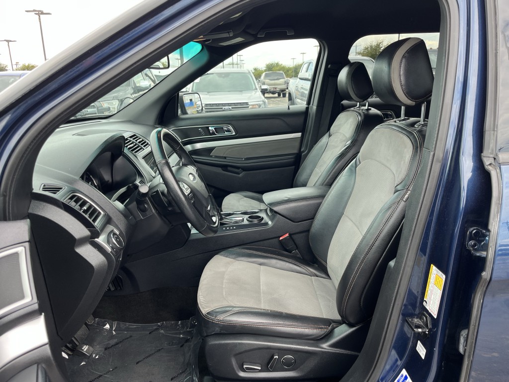 2017 Ford Explorer Image 28