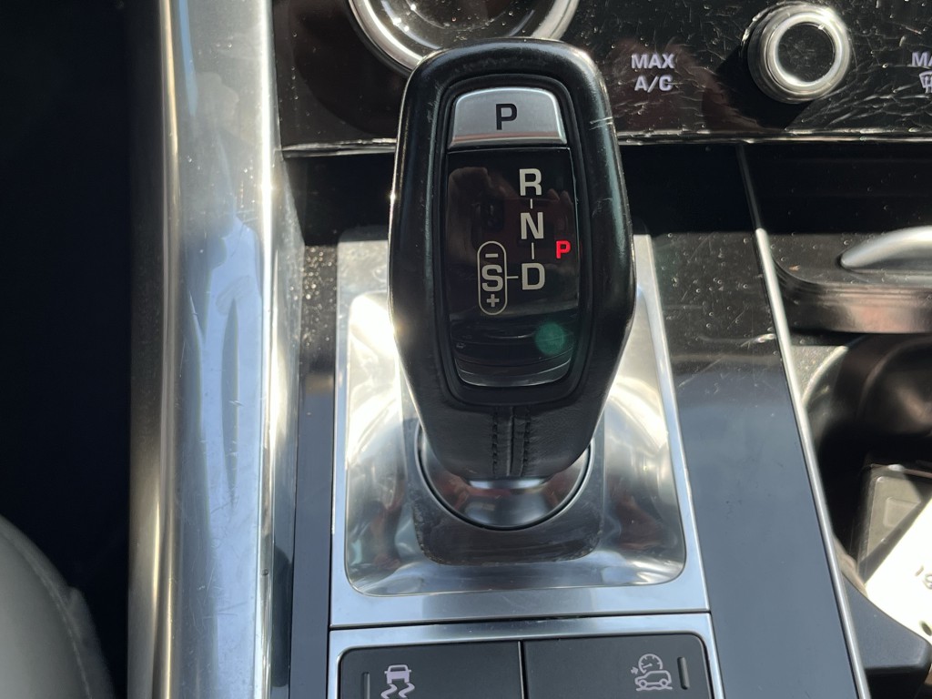 2018 Land Rover Range Rover Sport Image 24