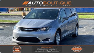 Image for 2020 Chrysler Pacifica Touring L ID: 7574259