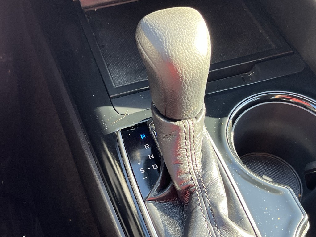 2019 Toyota Camry Image 21