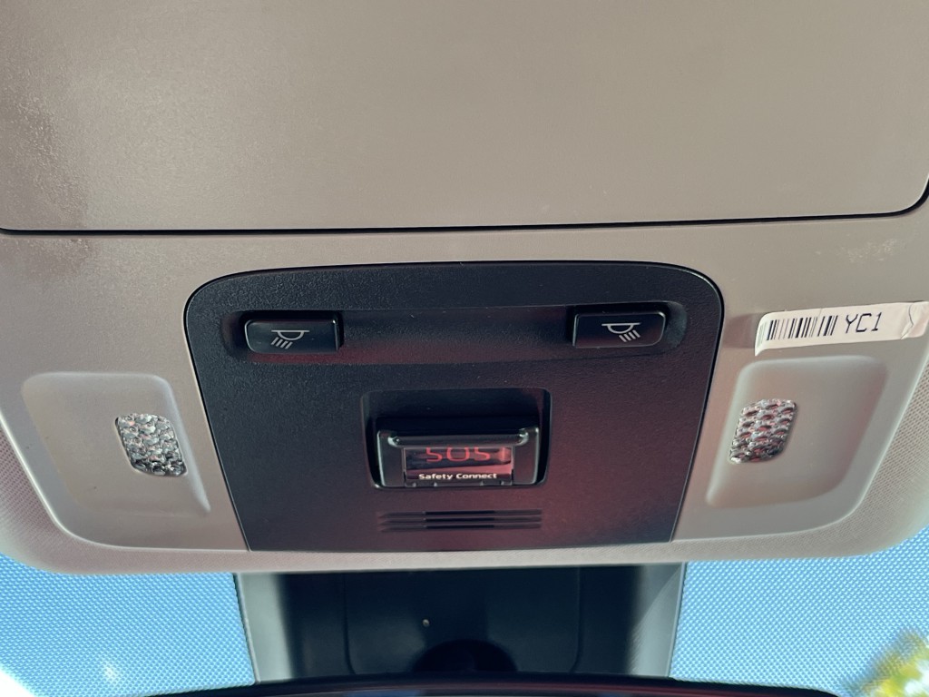 2019 Toyota Camry Image 23