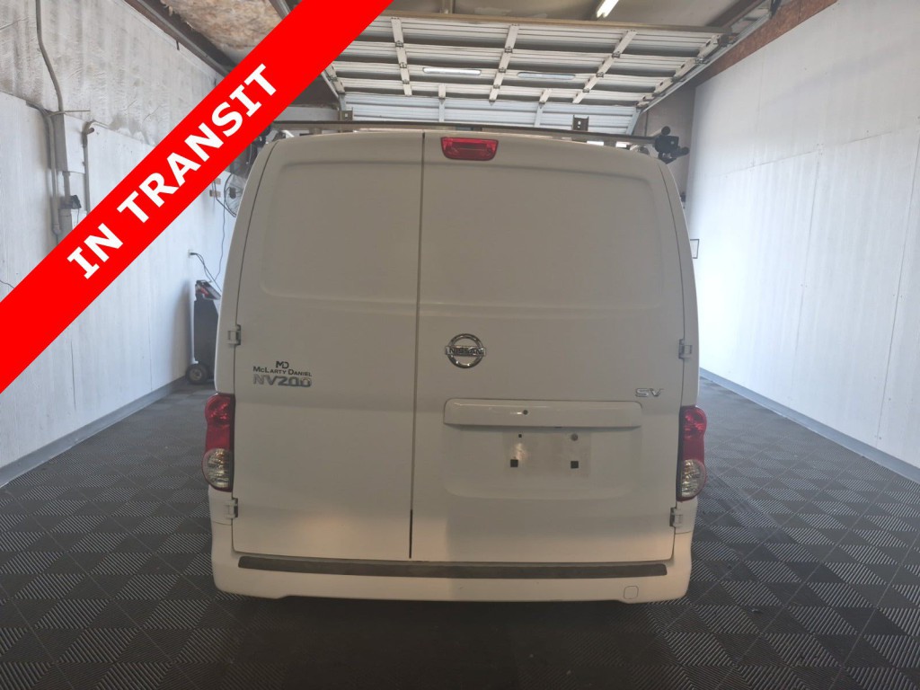 2017 Nissan NV200 Image 6