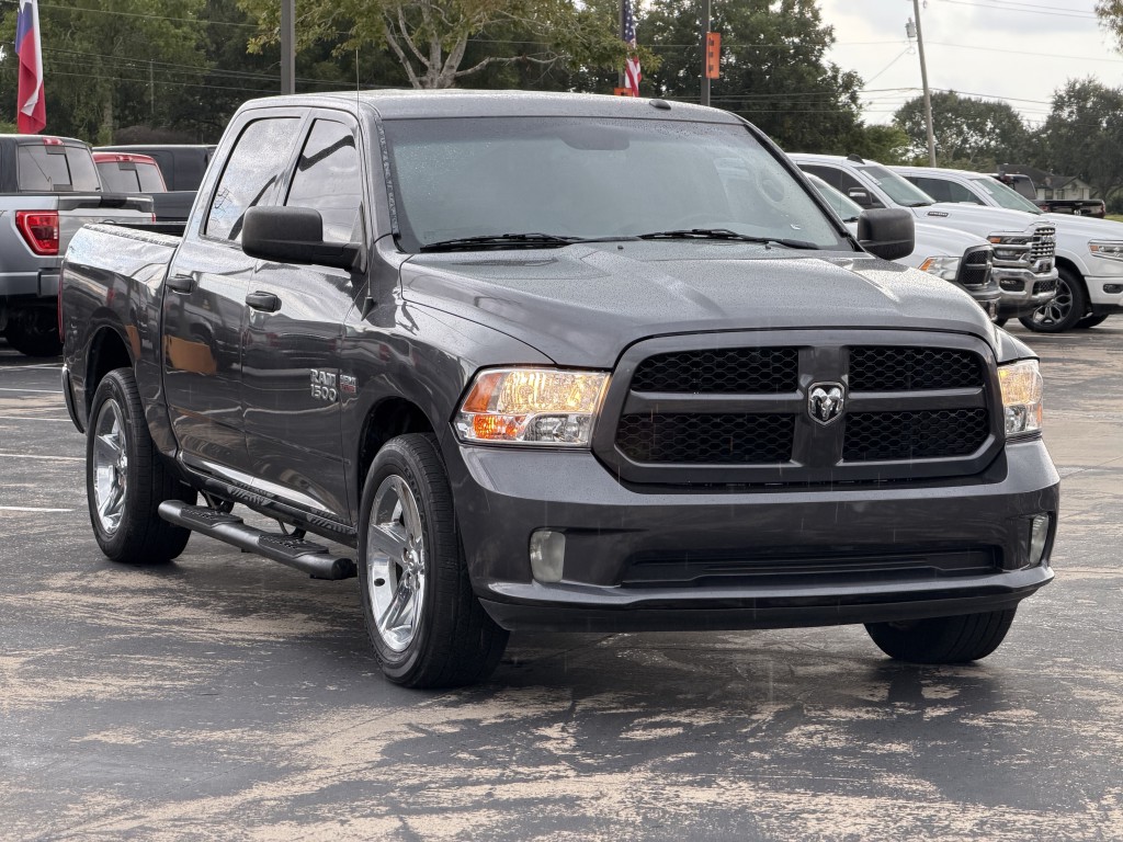 2016 RAM 1500 Image 3