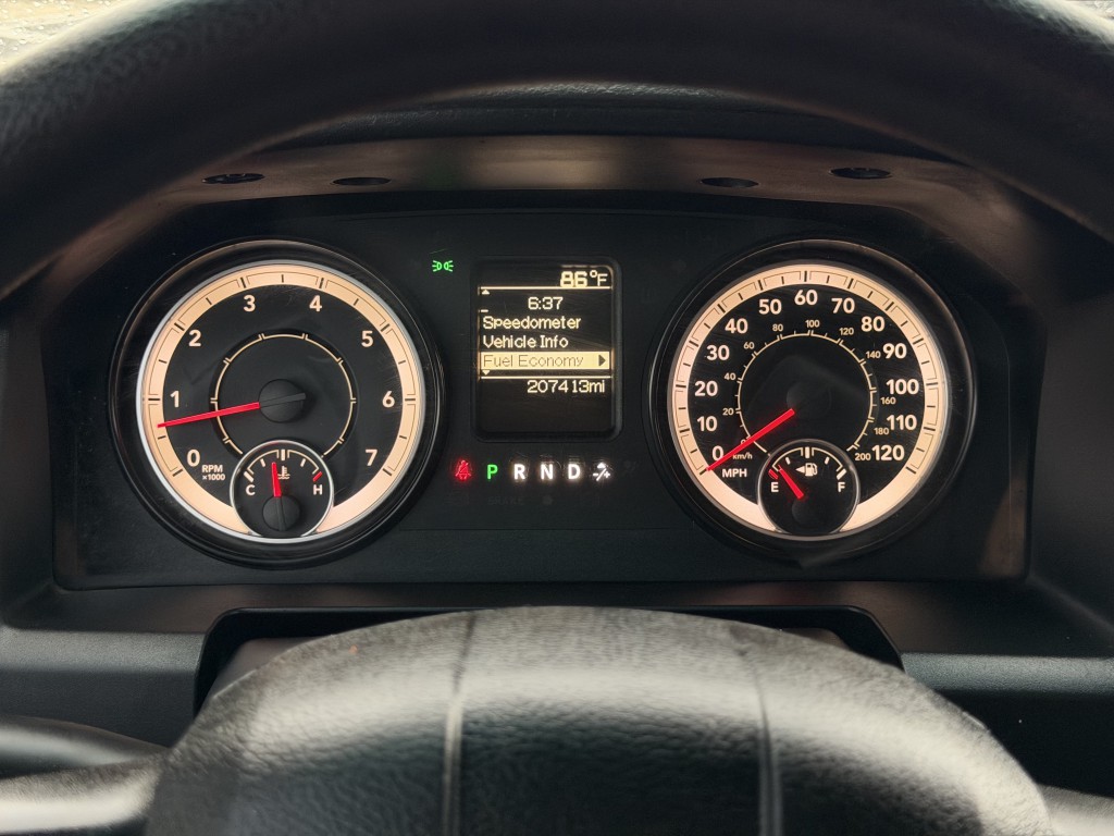 2016 RAM 1500 Image 16