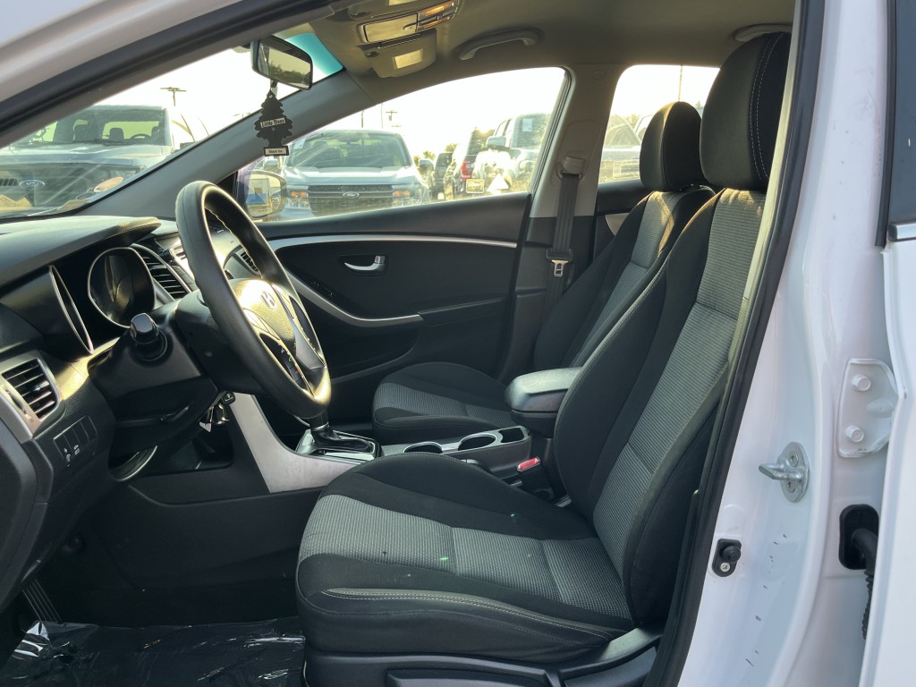 2014 Hyundai Elantra Image 26