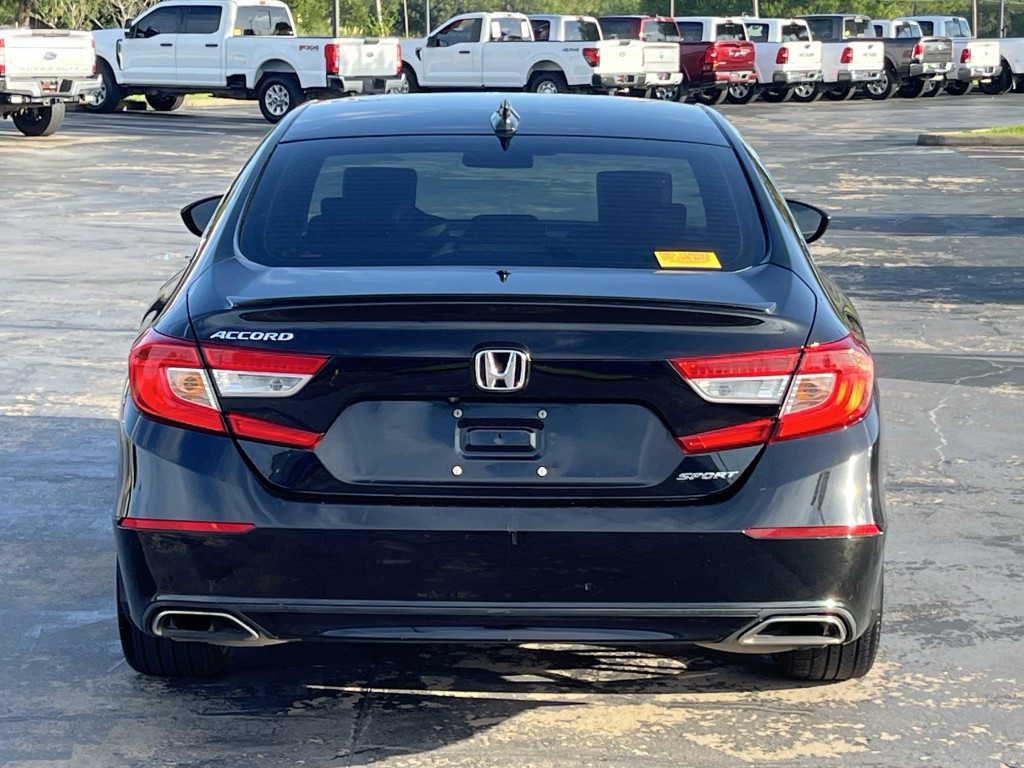 2018 Honda Accord Image 9