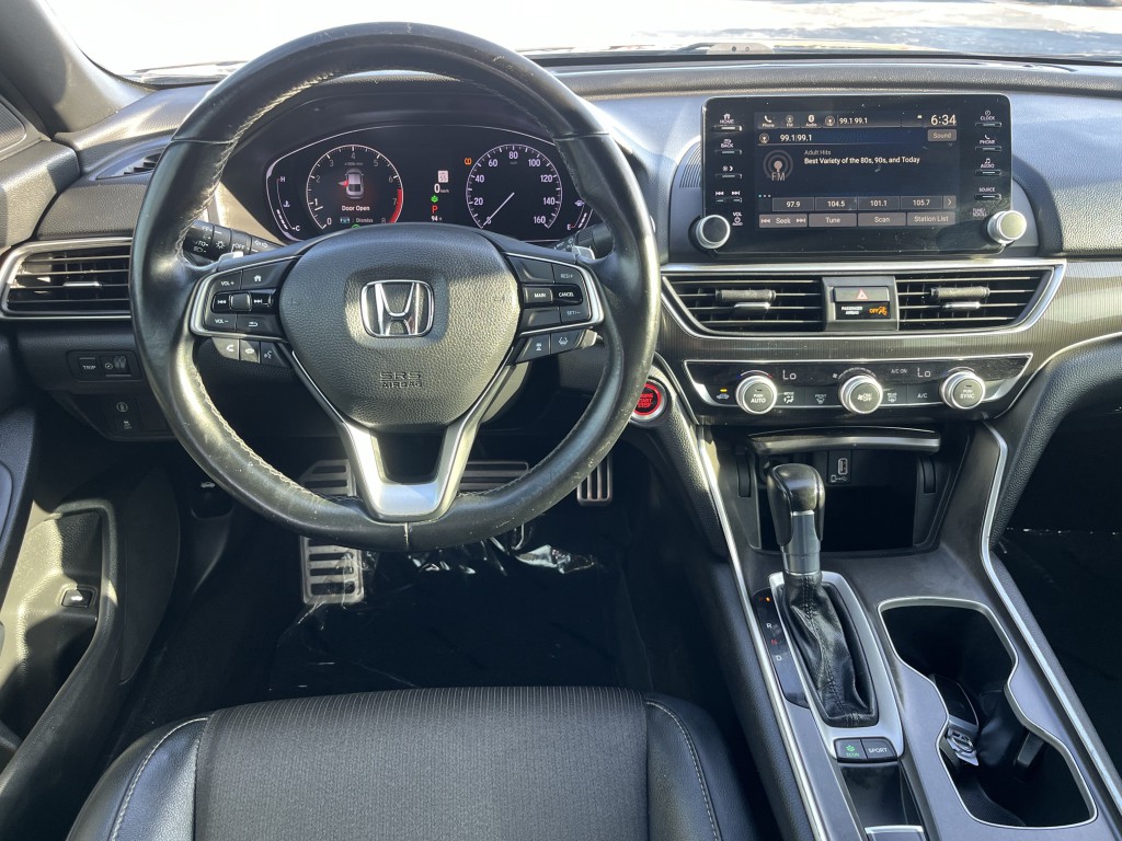 2018 Honda Accord Image 16