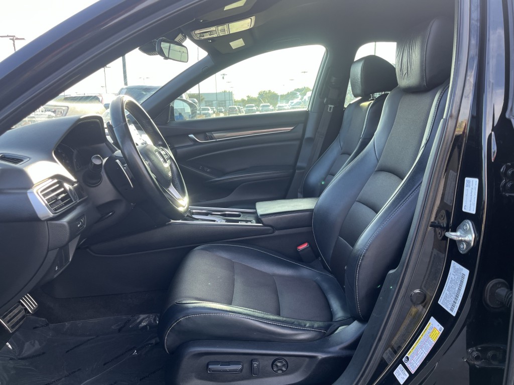 2018 Honda Accord Image 26