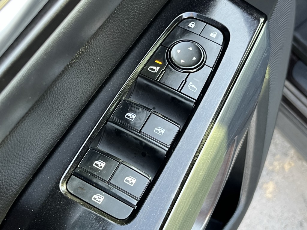 2022 Nissan Pathfinder Image 25