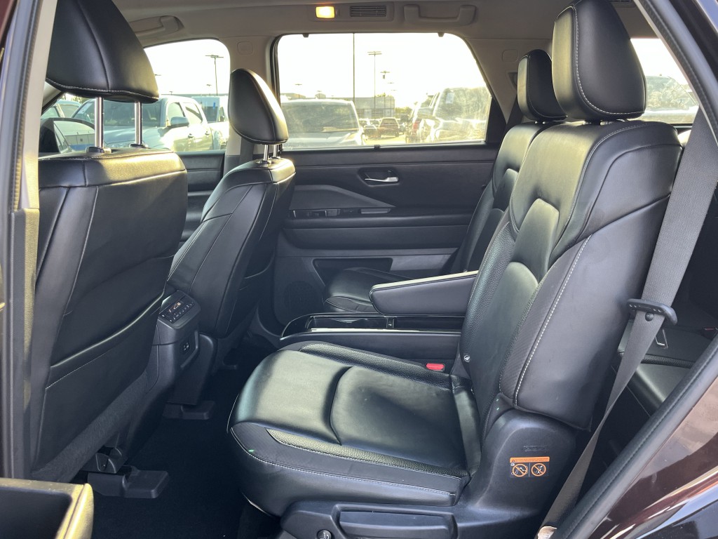 2022 Nissan Pathfinder Image 29