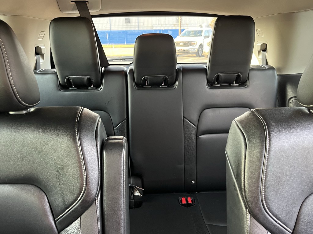 2022 Nissan Pathfinder Image 30