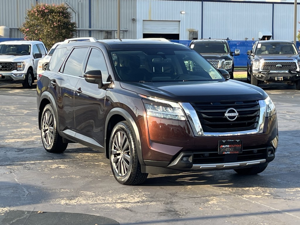2022 Nissan Pathfinder Image 5