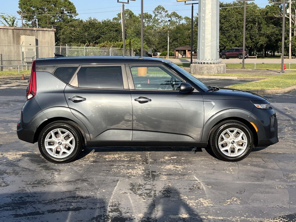 2021 Kia Soul Image 12