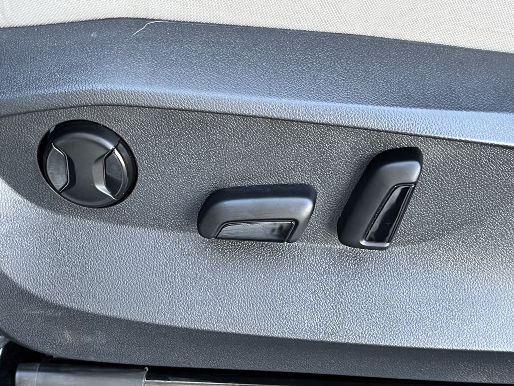 2023 Volkswagen Tiguan Image 28