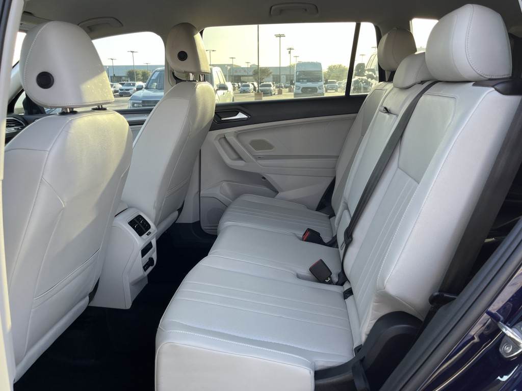 2023 Volkswagen Tiguan Image 32