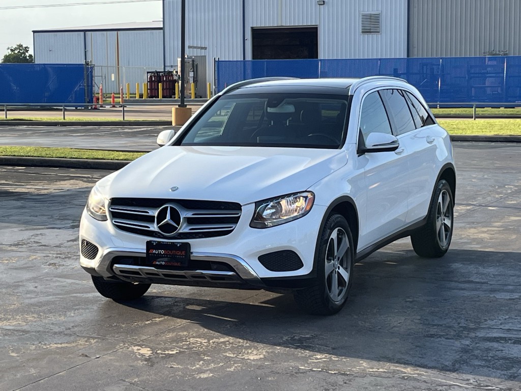 2016 Mercedes-Benz GLC-Class Image 3