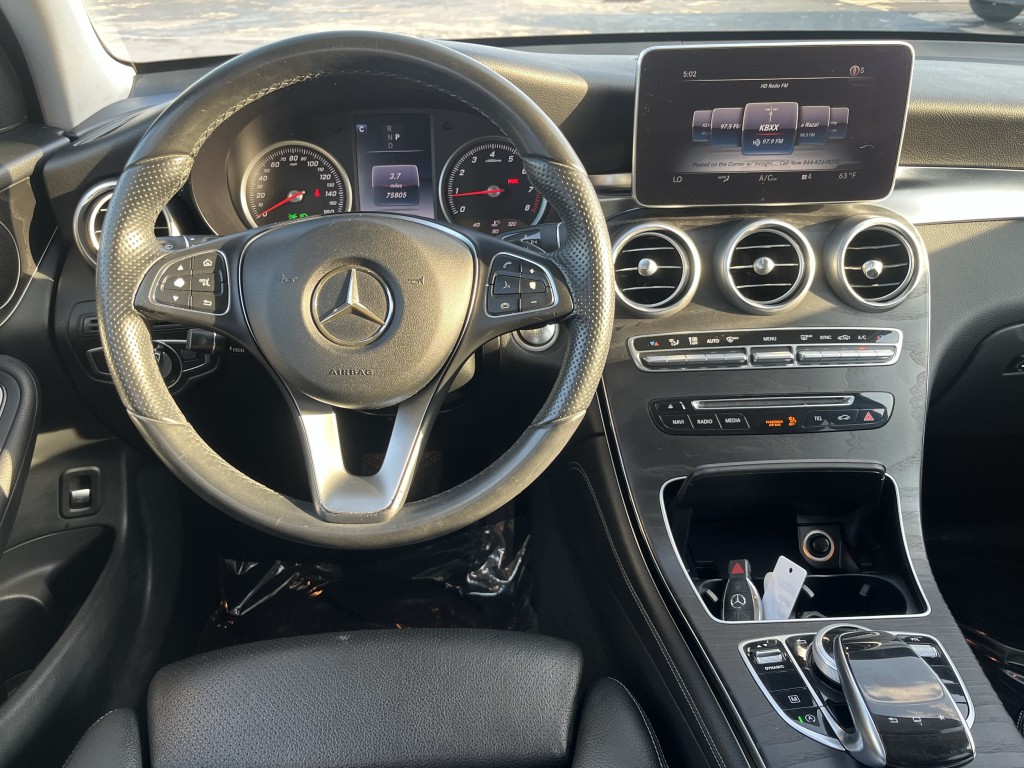 2016 Mercedes-Benz GLC-Class Image 20