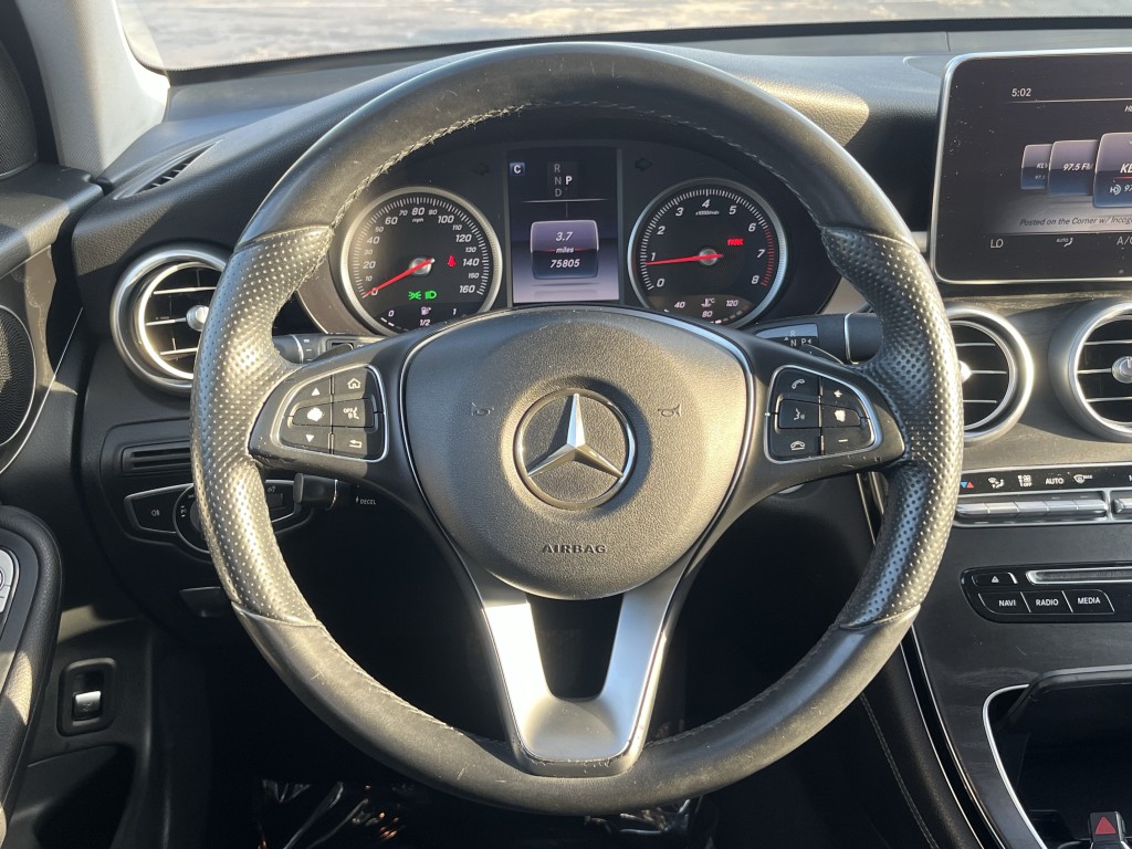 2016 Mercedes-Benz GLC-Class Image 21