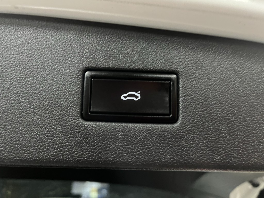 2021 Volkswagen Tiguan Image 16