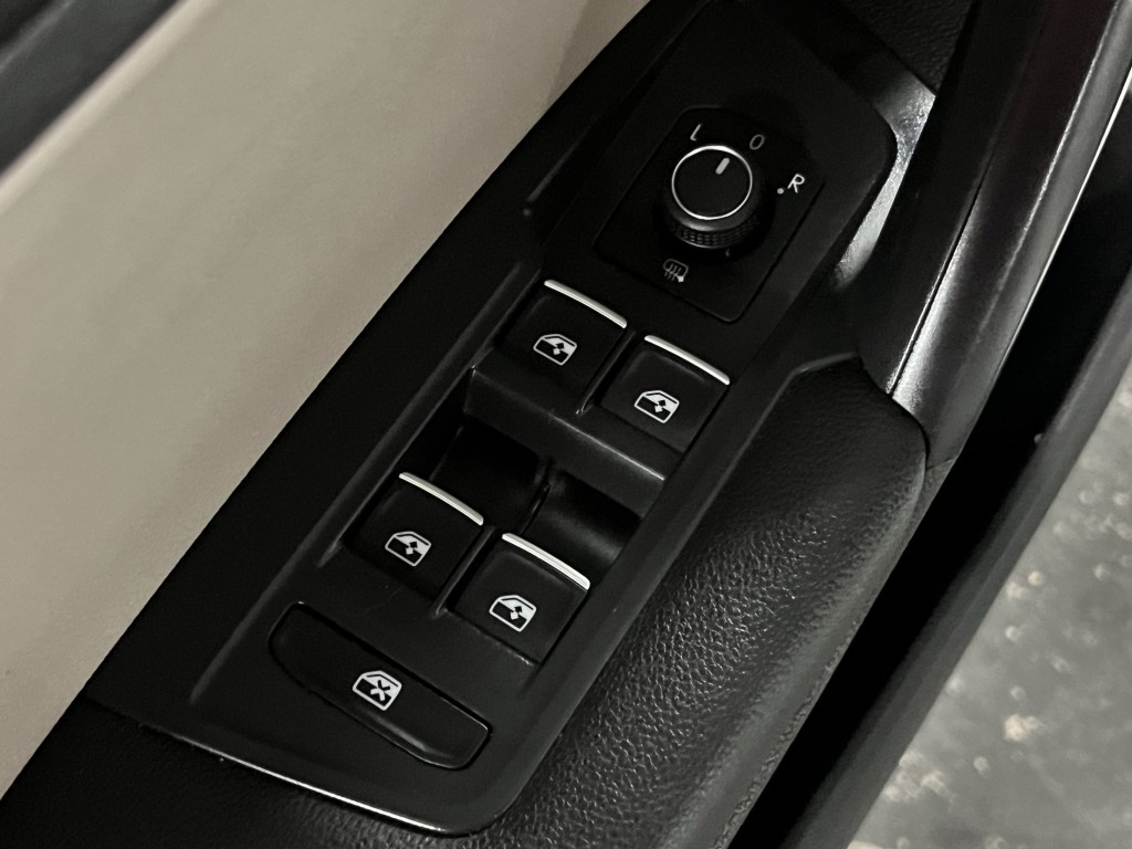 2021 Volkswagen Tiguan Image 28