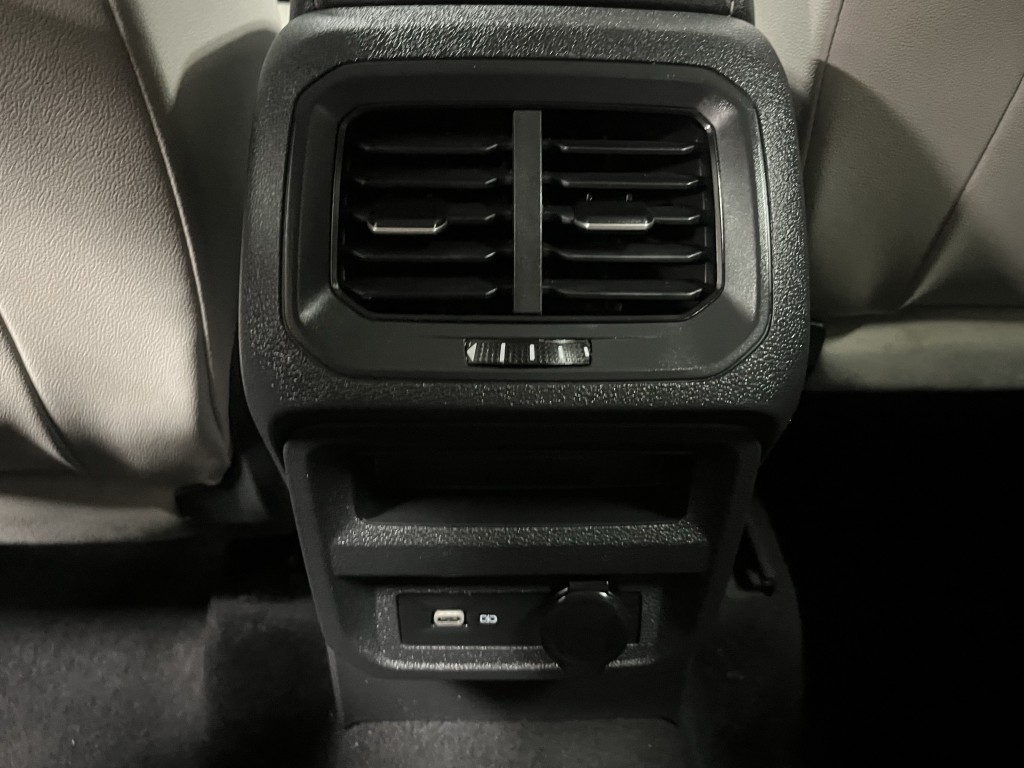 2021 Volkswagen Tiguan Image 30