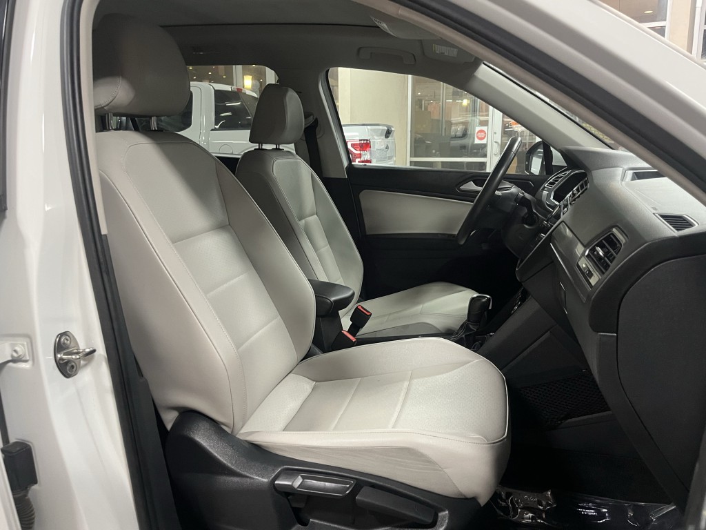 2021 Volkswagen Tiguan Image 32