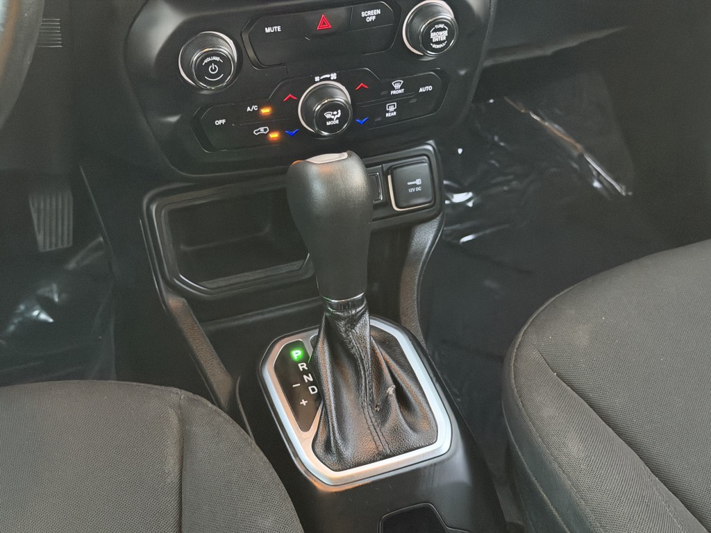 2018 Jeep Renegade Image 13