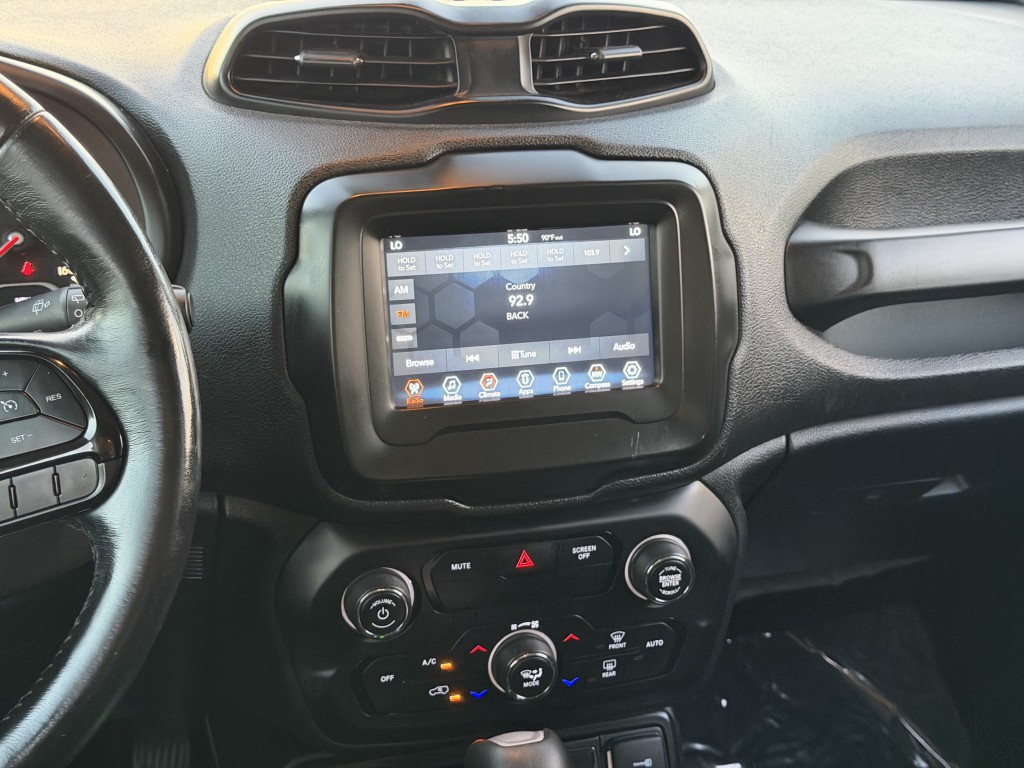 2018 Jeep Renegade Image 22