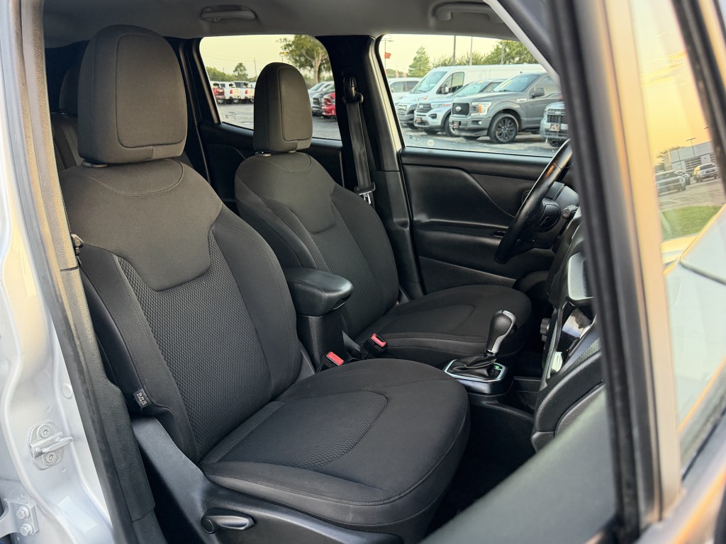 2018 Jeep Renegade Image 24