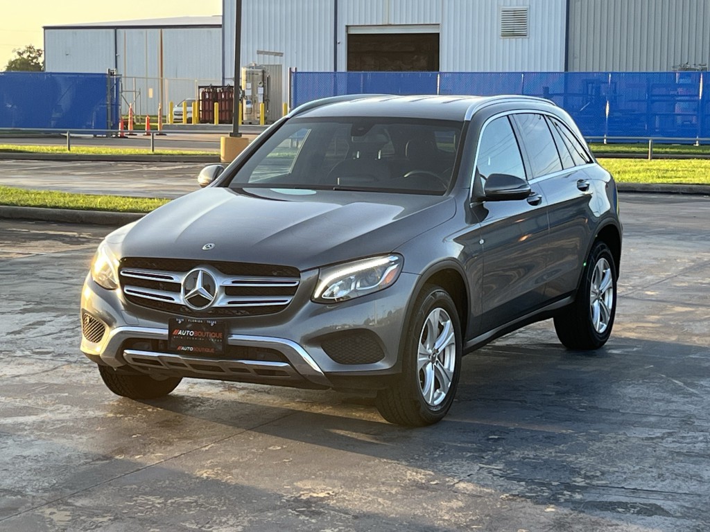 2018 Mercedes-Benz GLC-Class Image 3